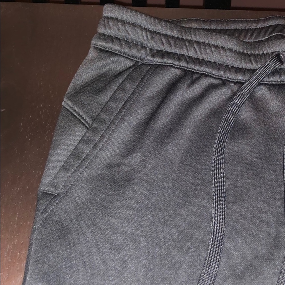 Sweatpants - Picture 2 of 3